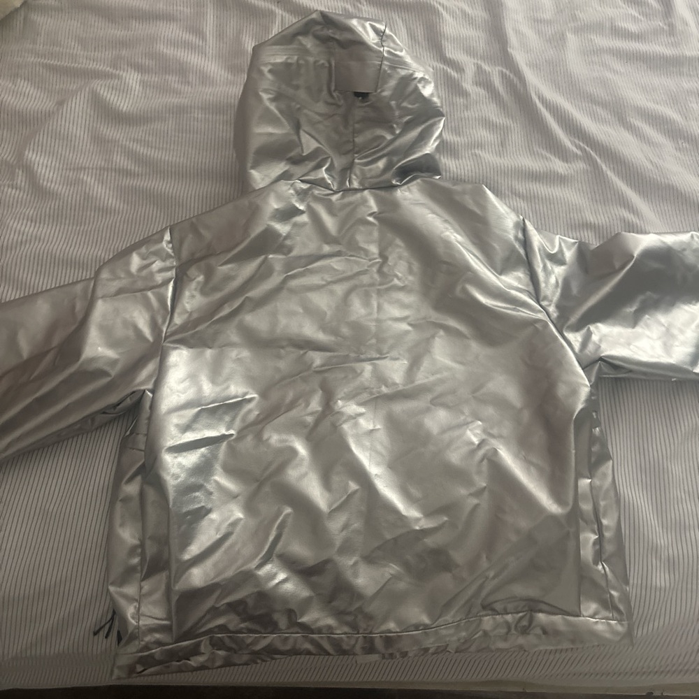 Lululemon LAB W Hooded
Metallic Jacket